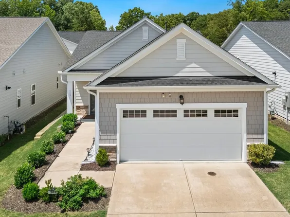203 Maroon Ct, Raleigh, NC 27610