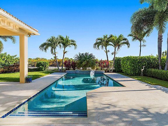 5th image of 1715 W Hemingway Drive