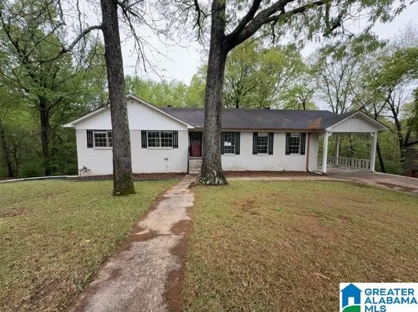 301 8th Pl, Pleasant Grove, AL 35127