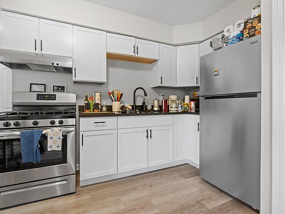 5th image of 5344-46 Aspen Ave