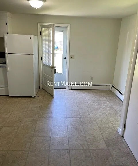 236 Mount Hope Ave — Photo 3