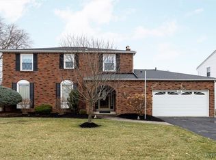 152 McNair Rd, Williamsville, NY 14221