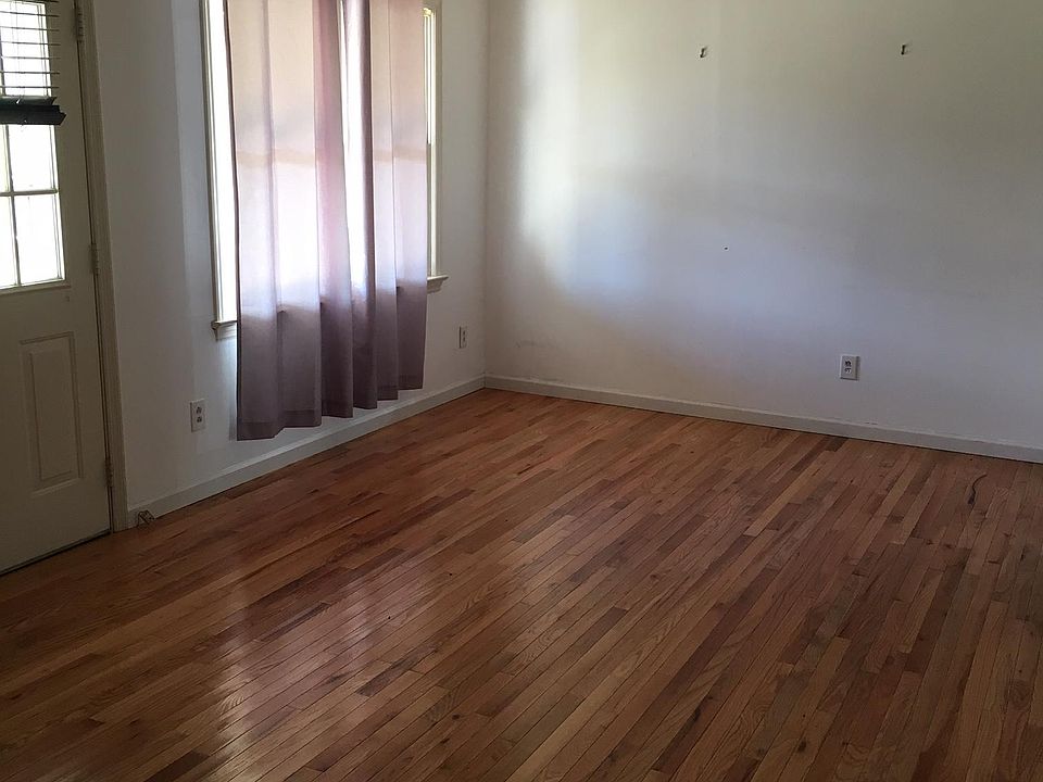 1st image of 807 Jared Dr