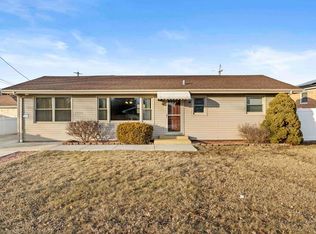 5946 W 87th Pl, Oak Lawn, IL