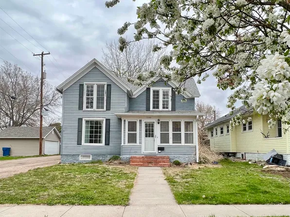 1103 W 22nd St, Kearney, NE 68845