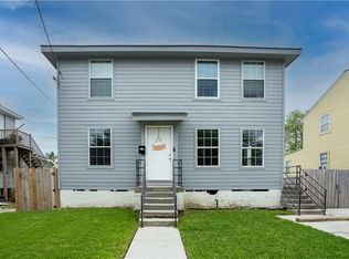 6228 Waldo Dr, New Orleans, LA 70122