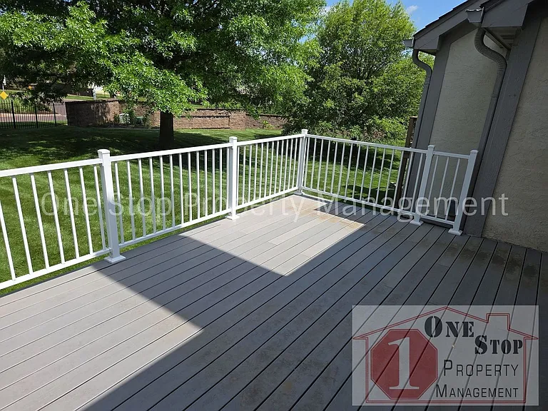 5222 W 121st St — Photo 23