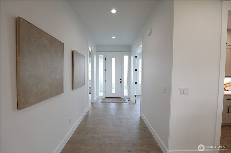 4th image of 15009 Allison Place