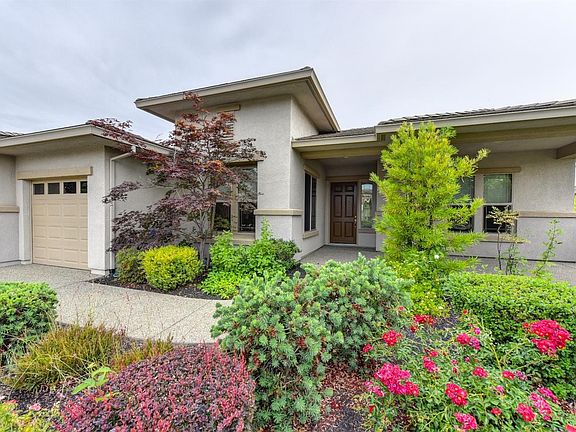 2nd image of 2399 Walden View Ln