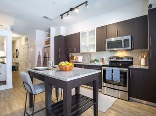 19Nineteen, Arlington, VA 22201