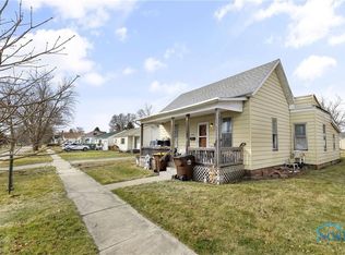 916 Riverside Ave, Defiance, OH 43512