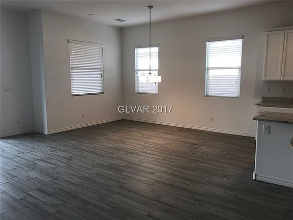 3rd image of 421 Stetson Creek Ave
