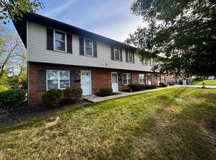 33700 Euclid Ave #A-D, Willoughby, OH 44094