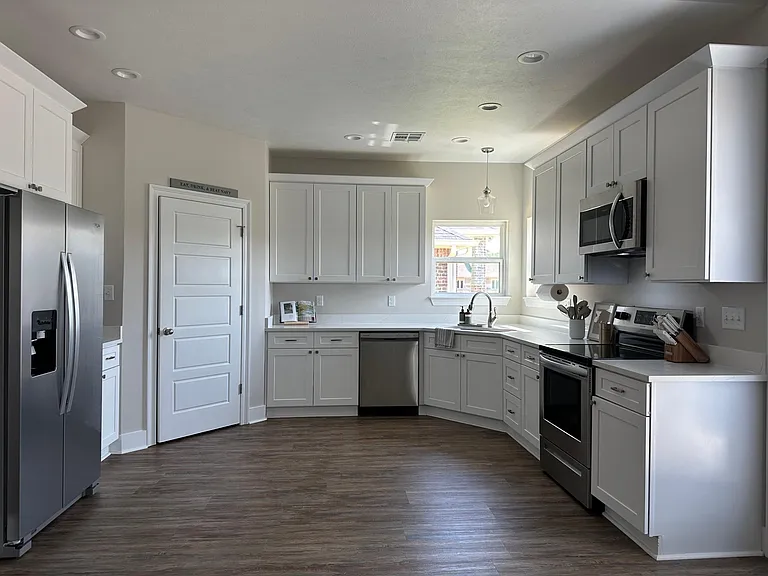 2015 Luke Ln — Photo 13
