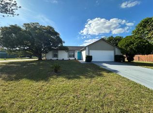 101 Teakwood Dr, Kissimmee, FL 34743