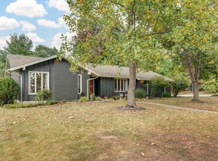 2231 E Meadow Dr, Springfield, MO 65804