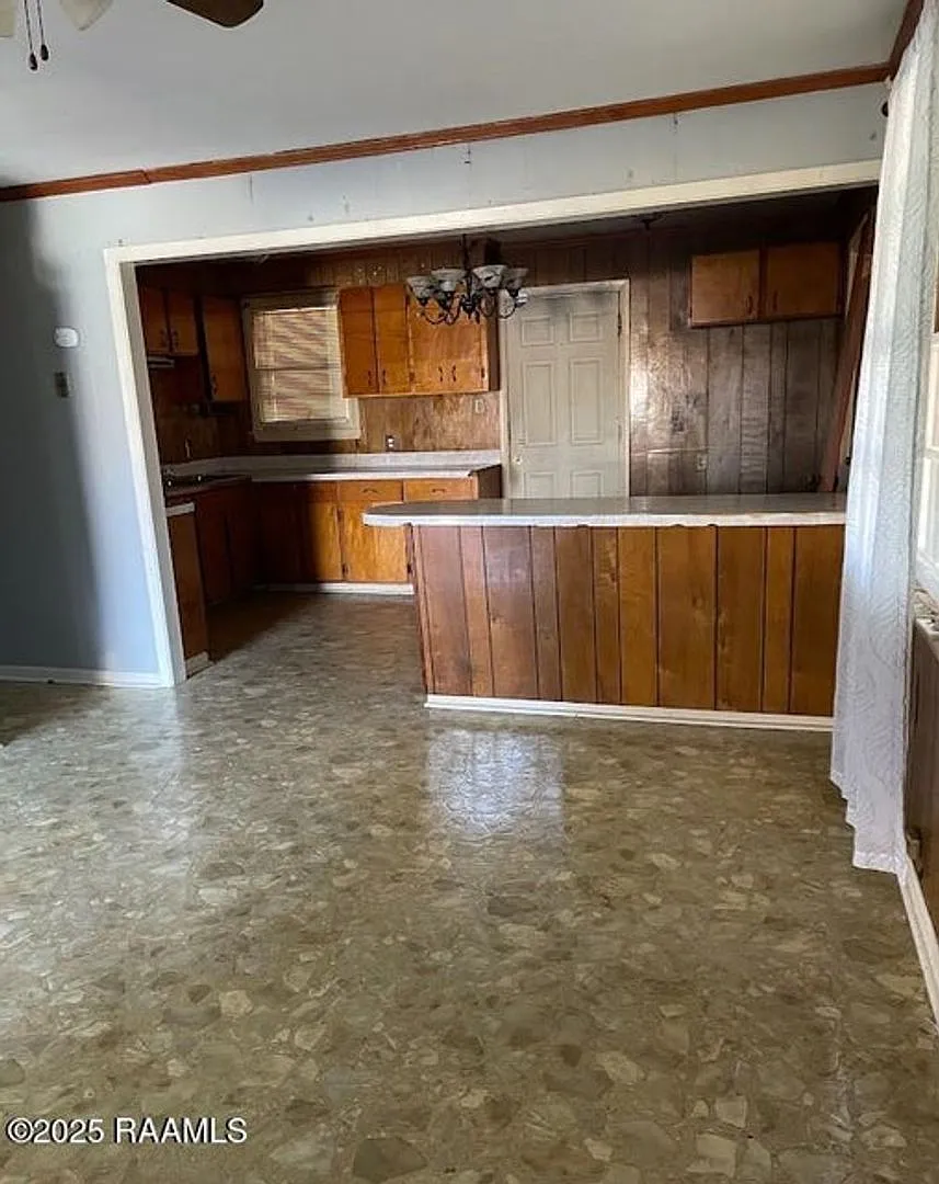 Building Photo - 2238 Ledoux Cir