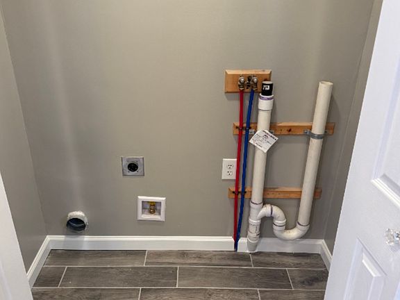 4th image of 100 Nesbitt St APT 2