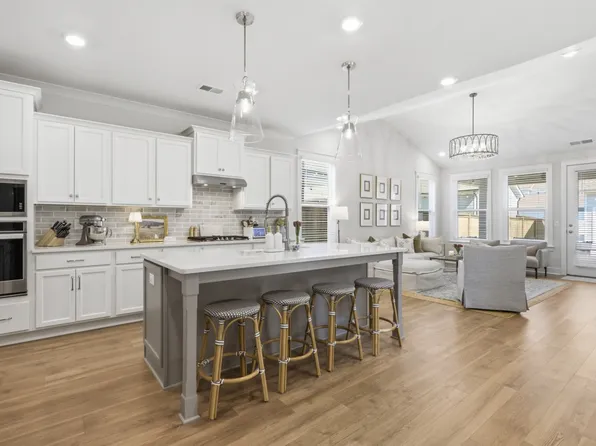 240 Outhmen Ln, Spring Hill, TN 37174