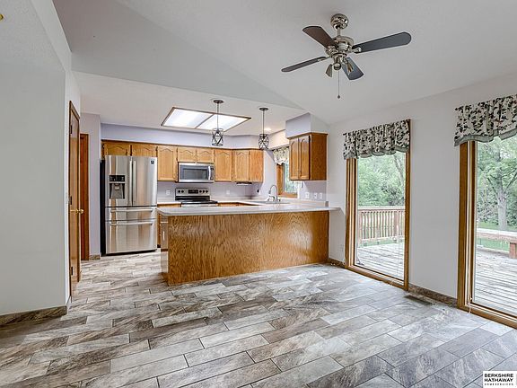 5th image of 2111 Corn Dr