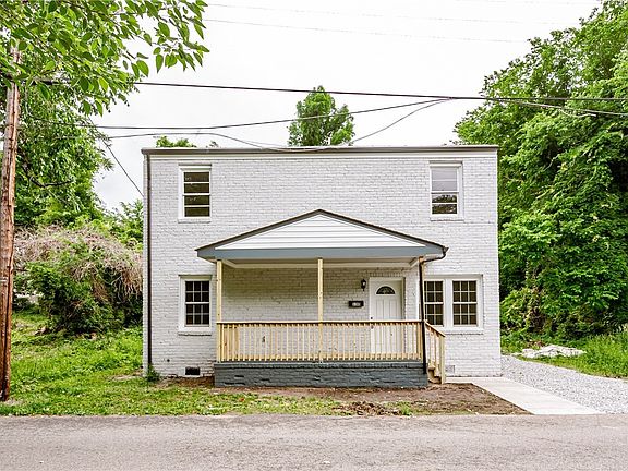 4th image of 130 Kentucky Ave