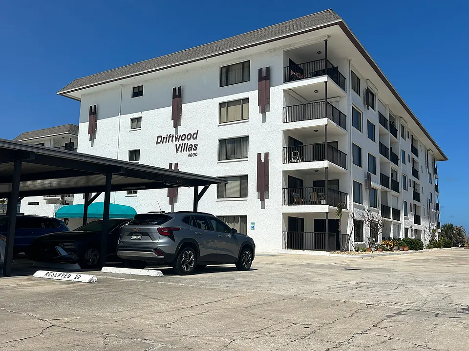 4600 Ocean Beach Blvd #101