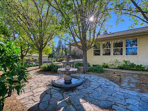 2nd image of 4841 Val Verde Rd