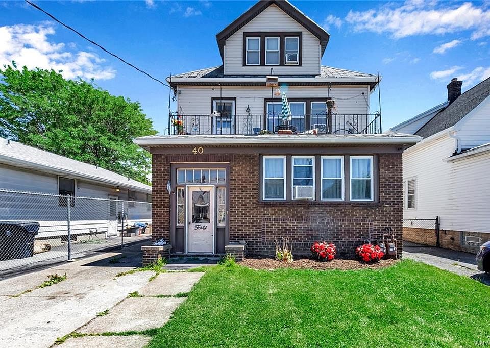 1st image of 40 Vincent Ave