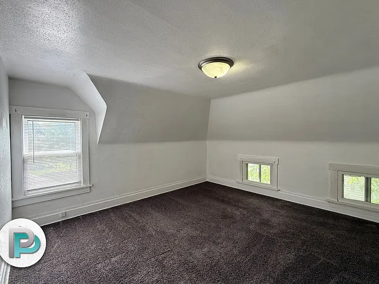 1448 N Monroe Ave — Photo 15