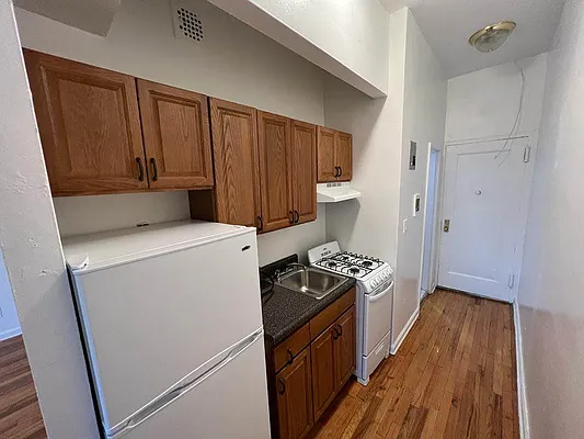 Rented by Best Apartments North Inc | media 20