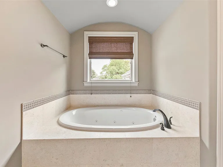 4317 Stanford St — Photo 21