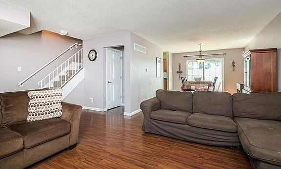 3rd image of 1044 Lacouer Dr