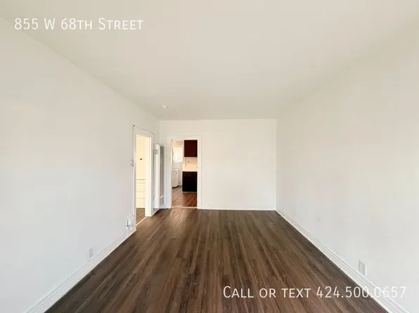 855 W 68th St, Los Angeles, CA 90044