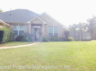 2806 Gloucester Dr, Tyler, TX 75707