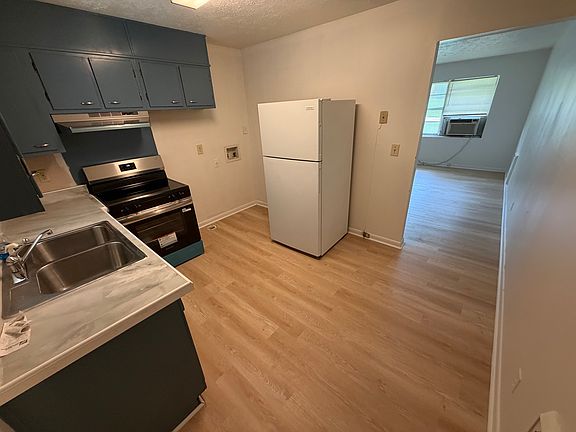 4th image of 1473 Janmar Dr #A