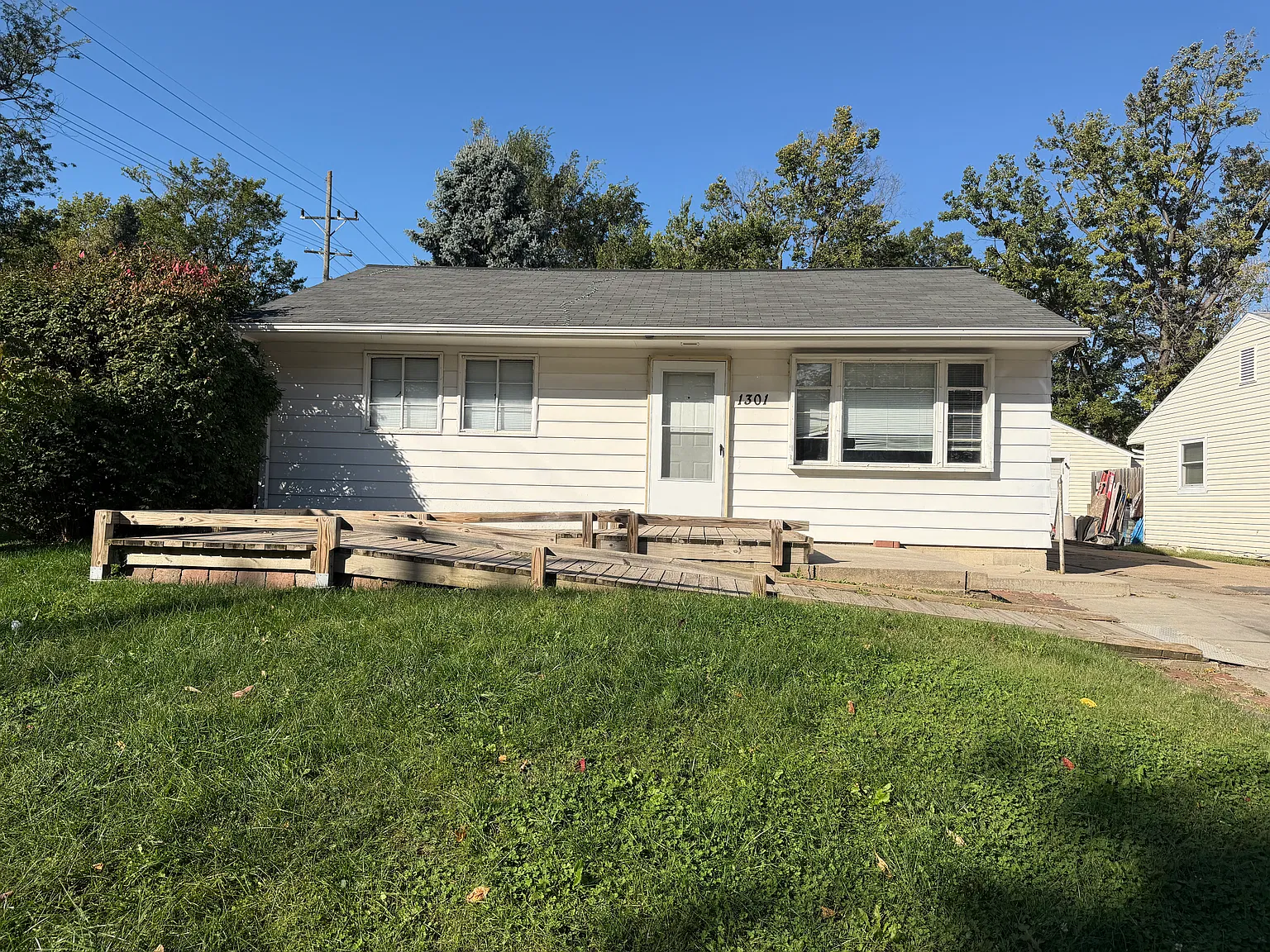 2 bed, 768 sqft, $1,295 — Photo 1