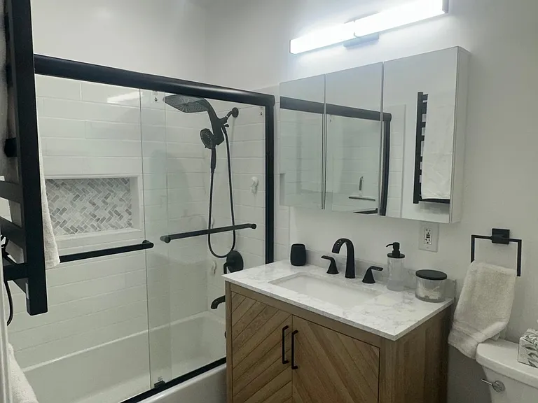 11025 Kittridge St #130 — Photo 13