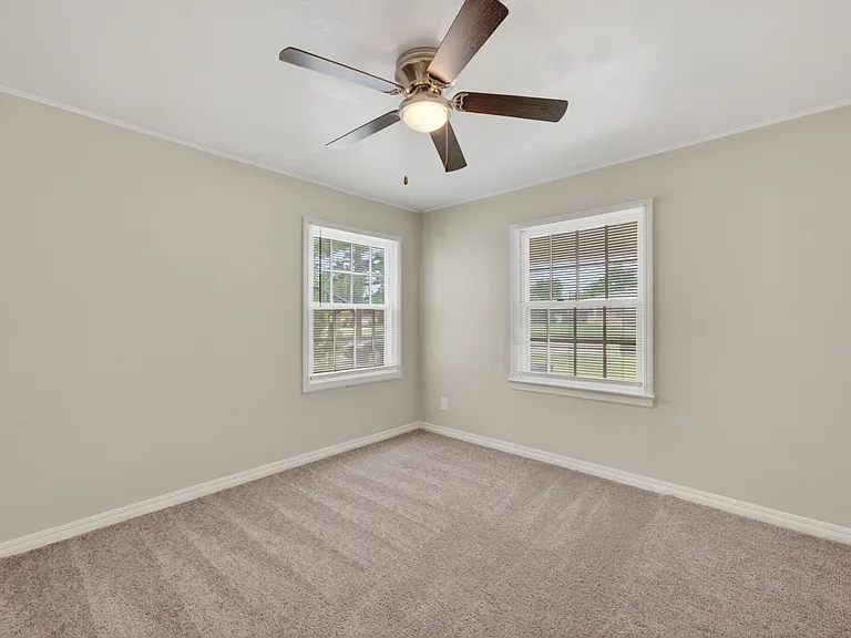 3208 N Roff Ave — Photo 25