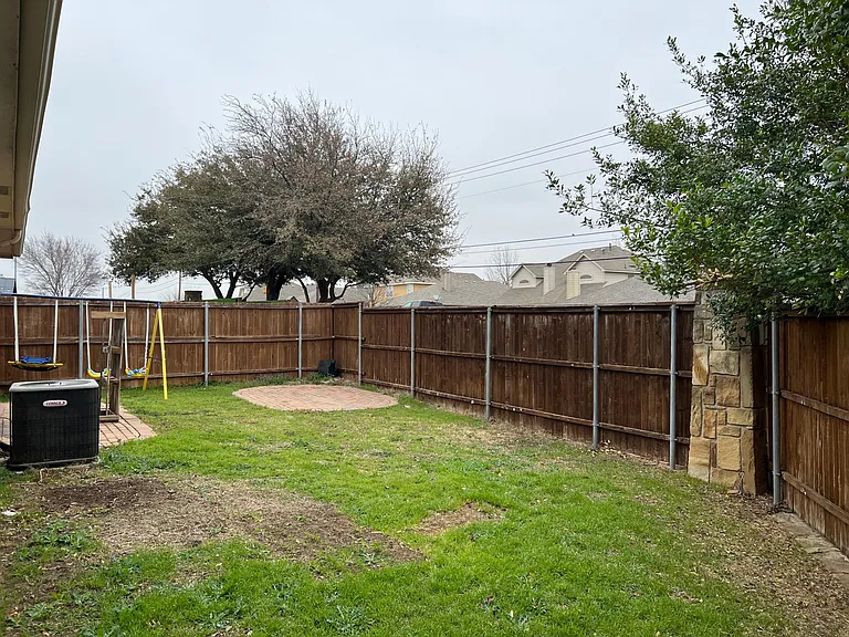 6300 Spring Ranch Dr — Photo 16