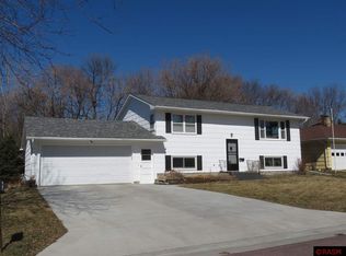 116 Rita Rd, Mankato, MN 56001
