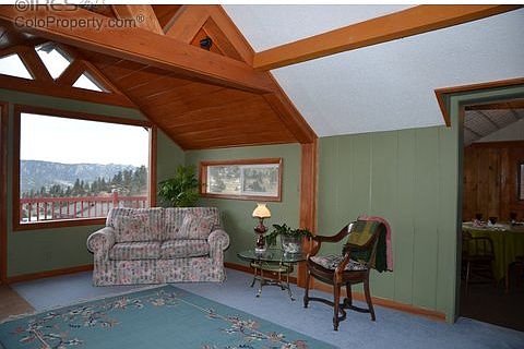 4th image of 1051 Sutton Ln