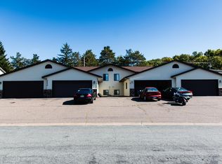 2820 Edgewood Dr #1, Menomonie, WI 54751