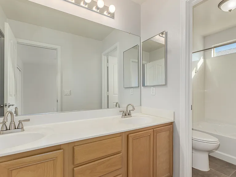 17840 W Calavar Rd — Photo 8