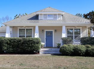 1210 Daisy Ct, Holly Ridge, NC 28445