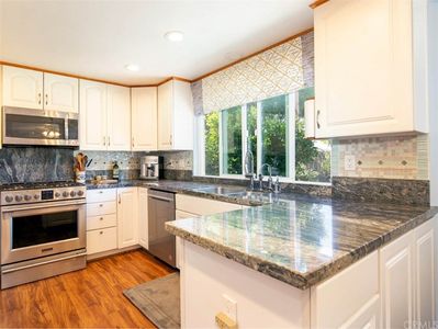 8841 Crescent Dr, Huntington Beach, CA, 92646