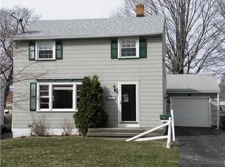 132 Orland Rd, Rochester, NY 14622