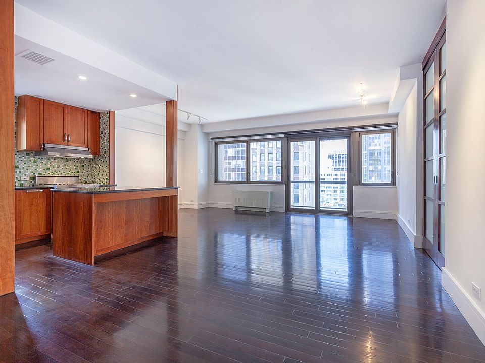 1st image of 58 W 58th St APT 12E