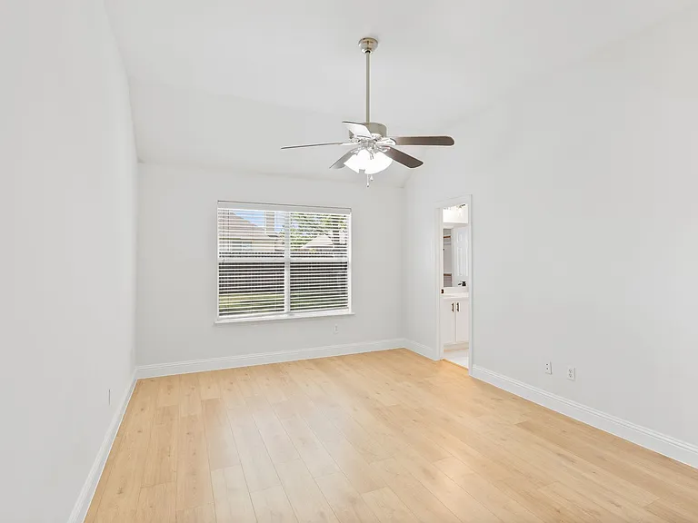 2809 Mitchell Ln — Photo 16