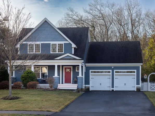 12 Halls Way, Seabrook, NH 03874