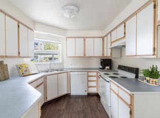 Summit View Apartments, Salem, OR 97302